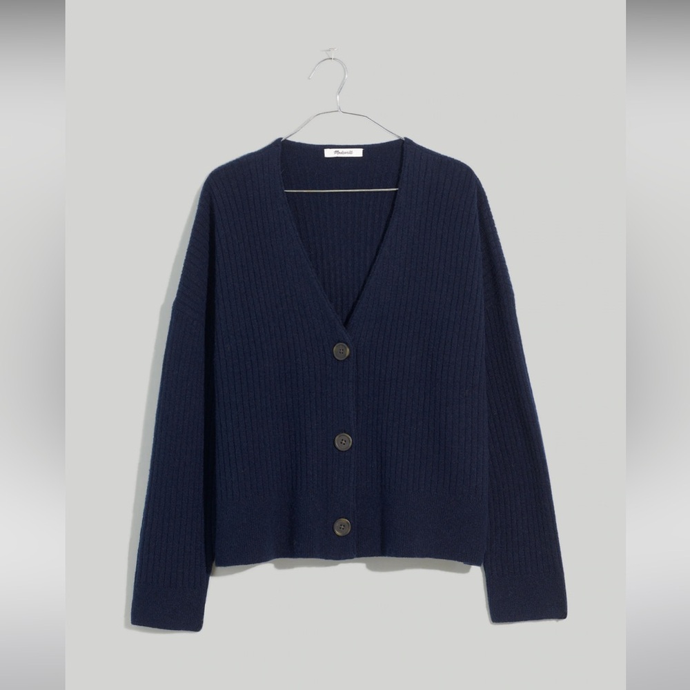 Madewell Cameron Ribbed Cardigan Sweater in Coziest Yarn- Navy Small